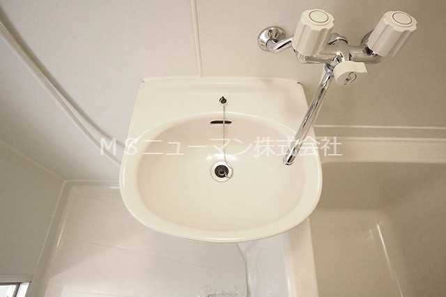 ベルクール末広 洗面所