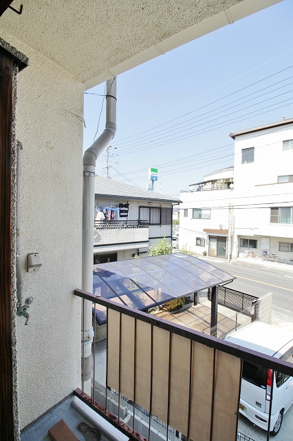 三和ハイツ羽倉崎 ベランダ