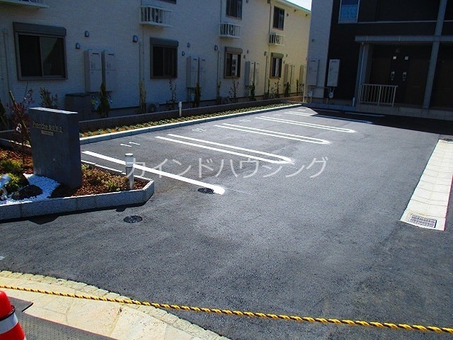 プランドール東佐野Ⅱ 駐車場