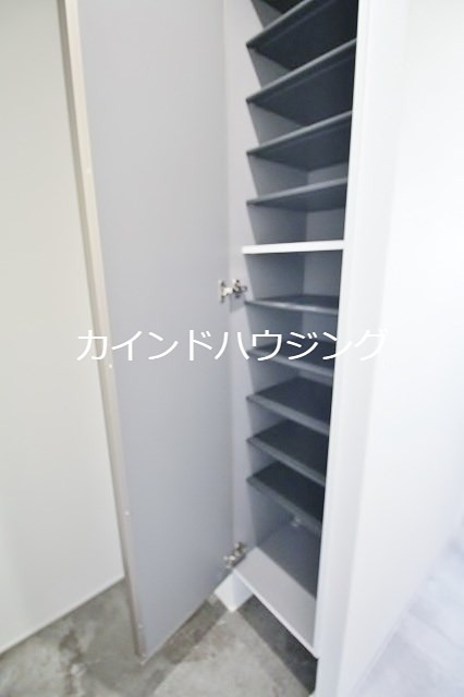 エルサ住之江 収納