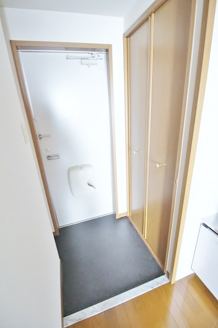 レボントゥリ はせでⅠ番館  玄関