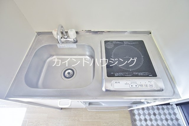 ケアンズクラブ岸里 キッチン