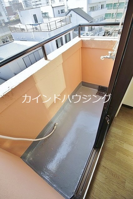 ケアンズクラブ岸里 ベランダ