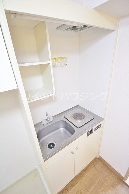 レオパレスKOKADO キッチン