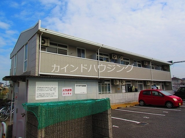 レオパレスクリスタルⅡ 外観