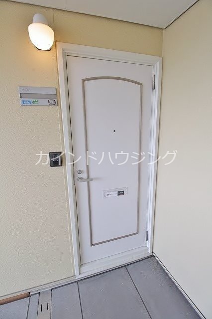 フレグランス高松 玄関