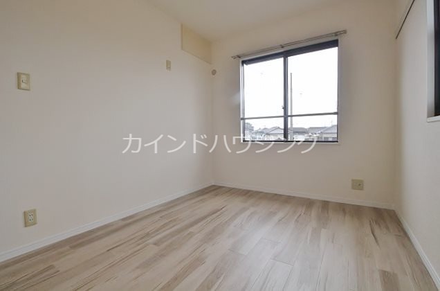フレグランス高松 ベッドルーム