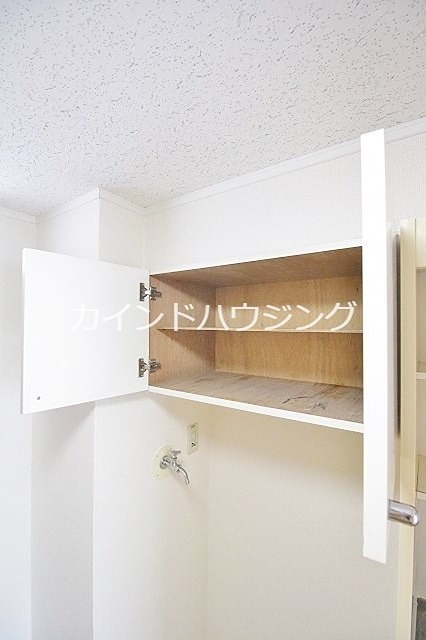 レオパレスKOKADO 収納