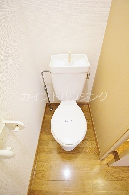 レオパレスKOKADO トイレ