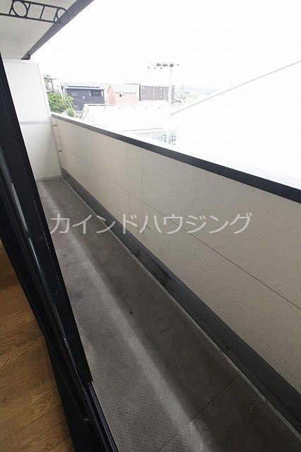 レオパレスKOKADO ベランダ