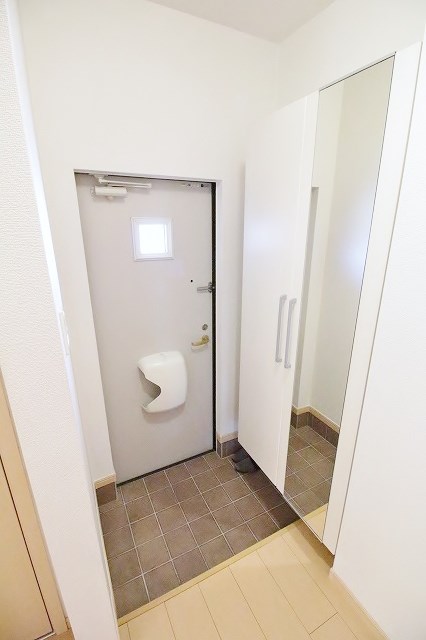 コスモスA棟B棟 玄関