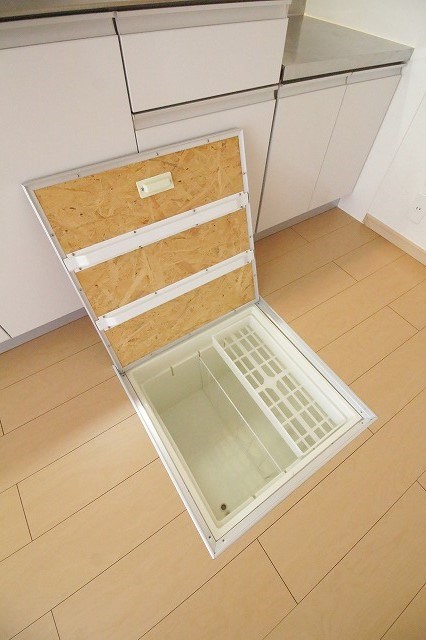 コスモスA棟B棟 収納