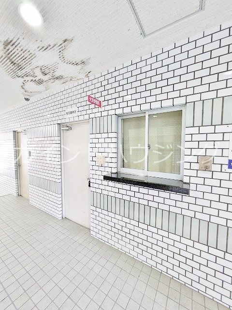 ヴィラスリースター住之江 セキュリティ