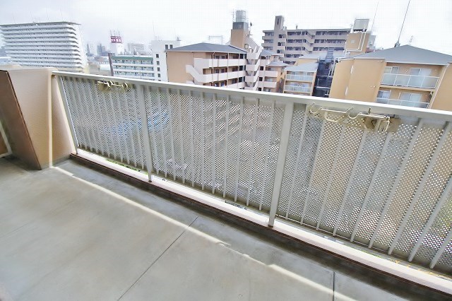 ヴィラスリースター住之江 ベランダ