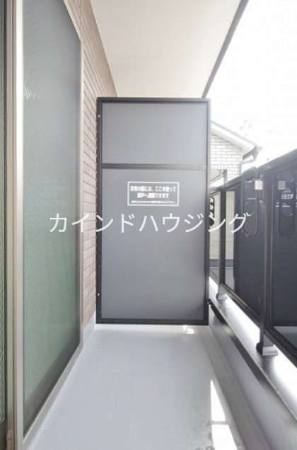 大阪府大阪市西成区玉出中１丁目 ベランダ