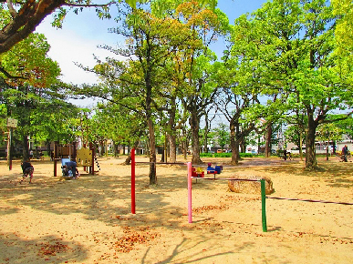 大阪府大阪市西成区玉出中１丁目 公園