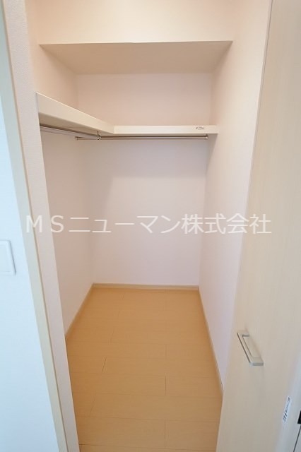 フォンテーヌ２番館 収納