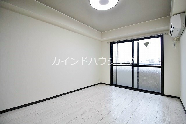 アンビション大阪 ベッドルーム