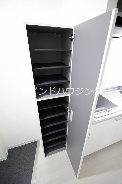 エムズコート玉出 収納