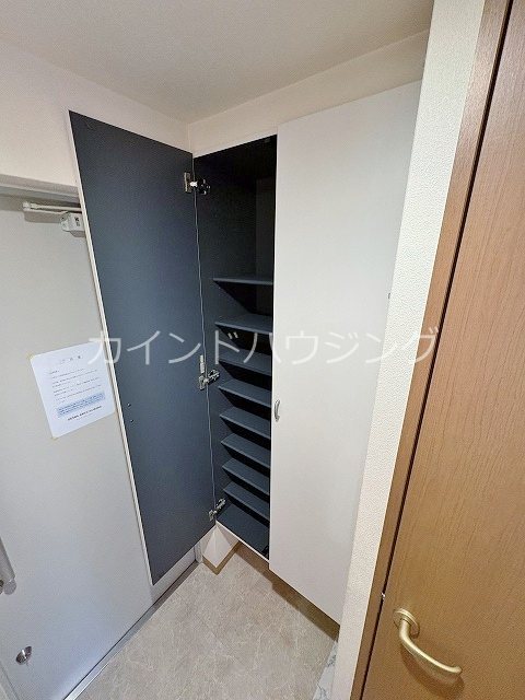 ルミエール・りんくう 収納