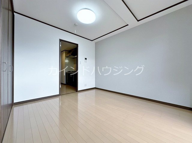 ファーストヴィレッジ その他