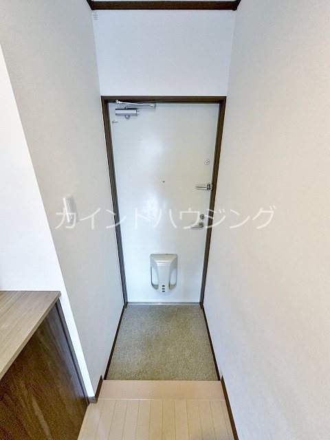 ファーストヴィレッジ 玄関