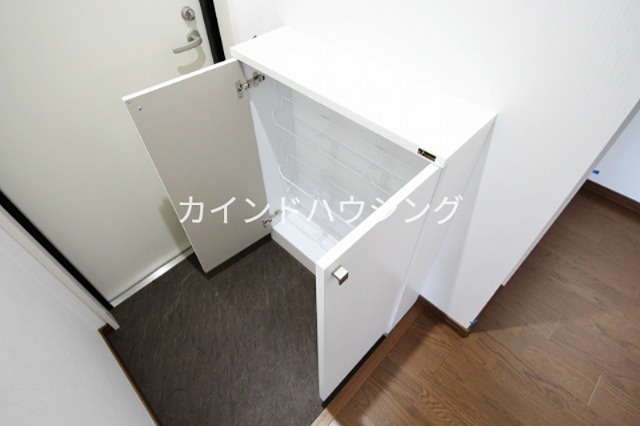 F　maison 住之江 収納