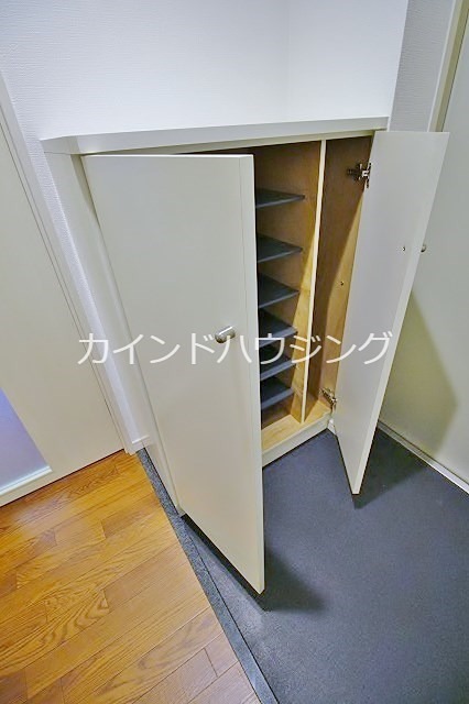 サンシャイン粉浜 収納