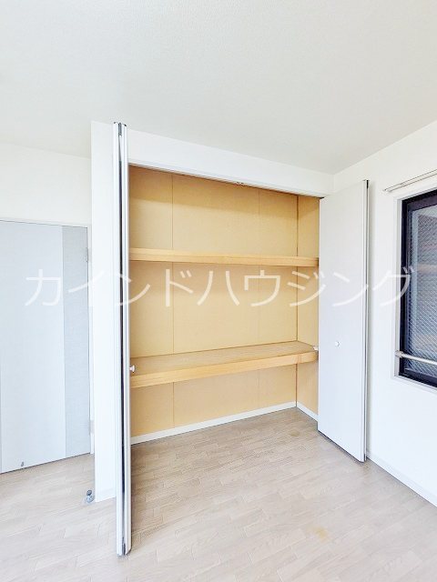 フラットコート 収納
