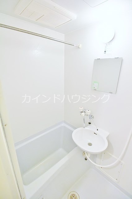 レオパレスPista B棟 風呂画像