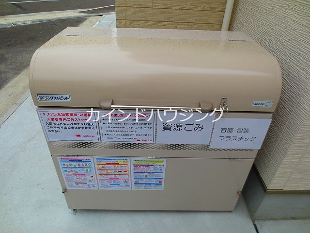 Fメゾン北加賀屋Ⅳ番館  エントランス