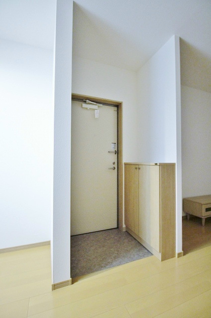 Fメゾン北加賀屋Ⅳ番館  玄関