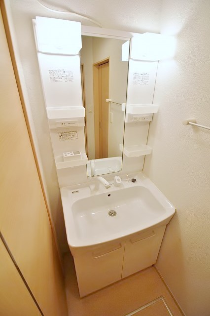 カーサドマーニ 洗面所