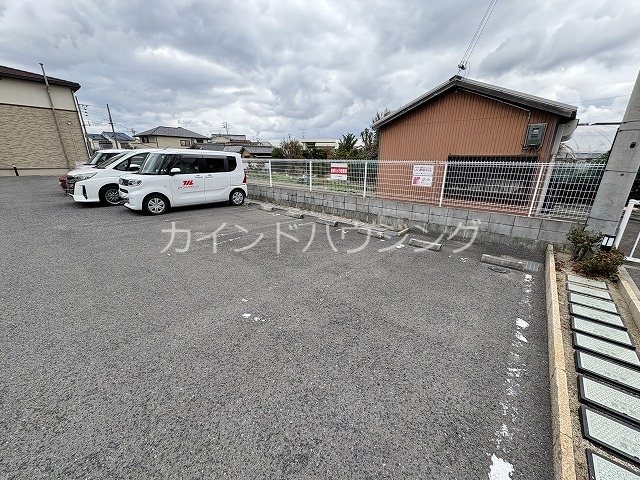 レスペランスⅠ・Ⅱ 駐車場