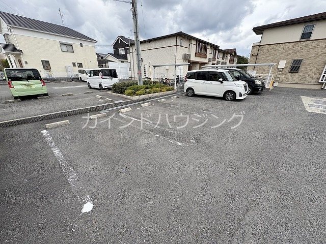 レスペランスⅠ・Ⅱ 駐車場