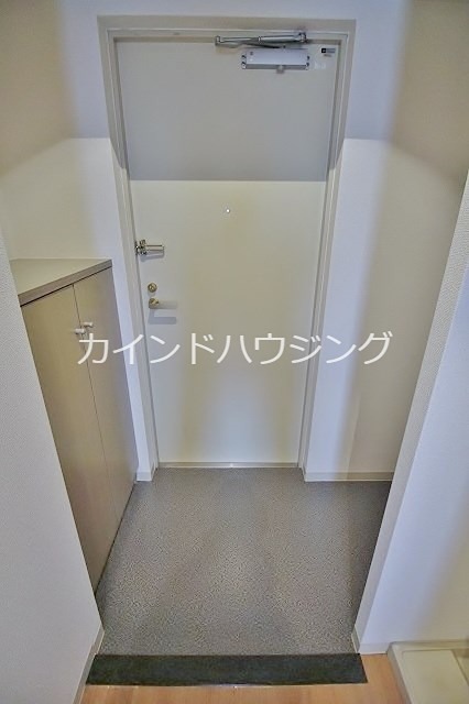 大阪府大阪市西成区岸里３丁目 玄関