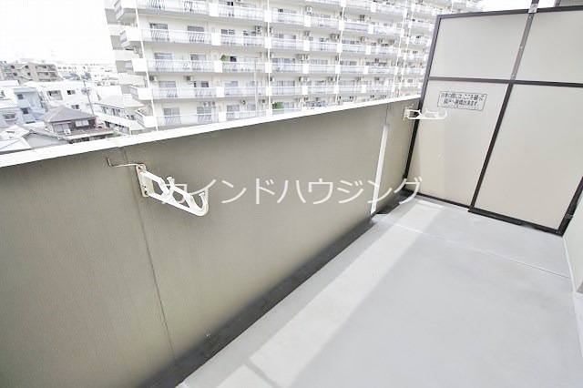 大阪府大阪市西成区岸里３丁目 ベランダ
