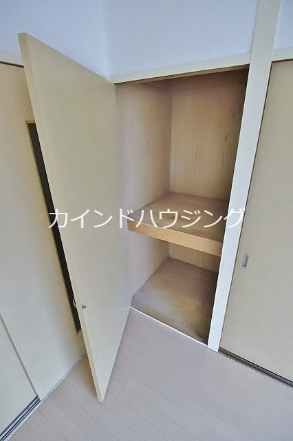 オリーブ・コート 収納
