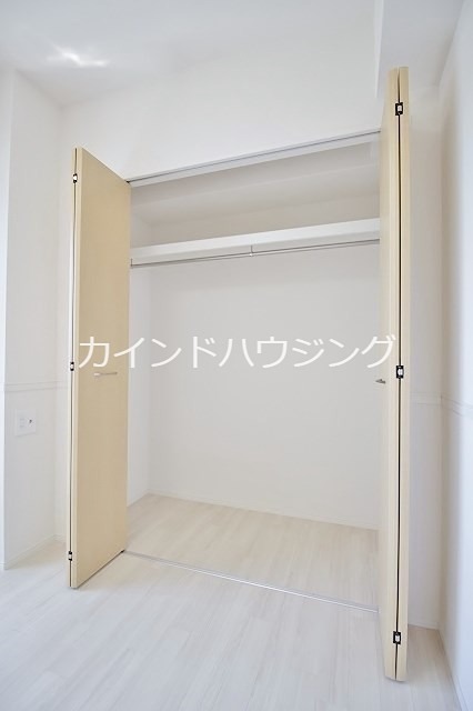 エイチ・ツーオー清水丘 収納