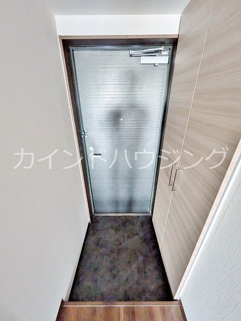 Warm天下茶屋 玄関