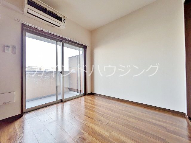 Warm天下茶屋 ベッドルーム