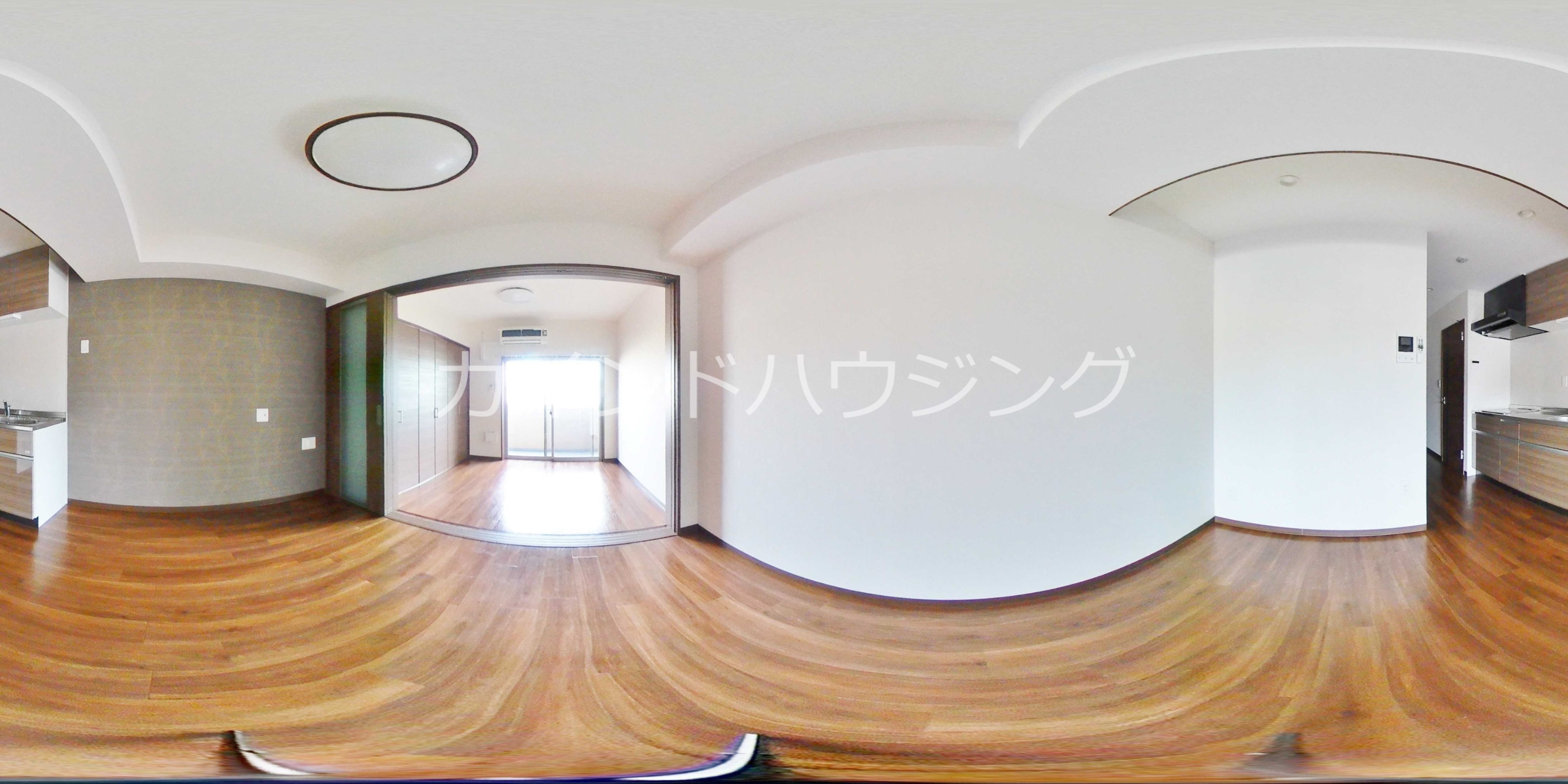 Warm天下茶屋 リビング