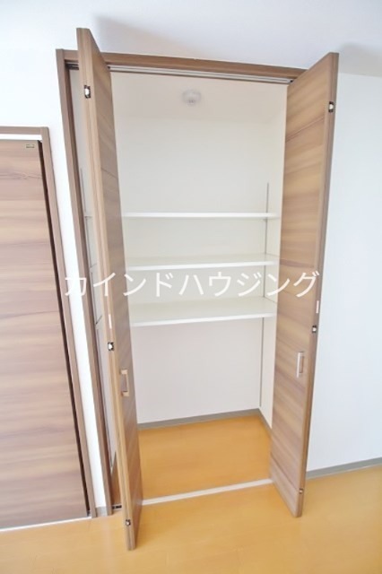 グレイス聖天坂 収納