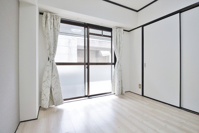 パシフィック花園町 ベッドルーム