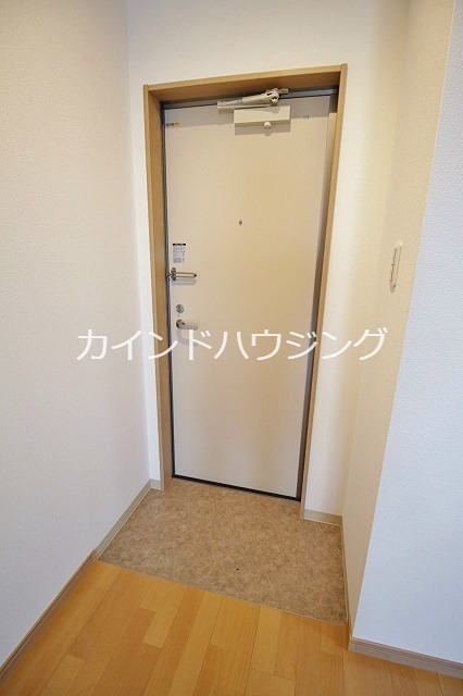 大阪府大阪市西成区玉出西１丁目 玄関