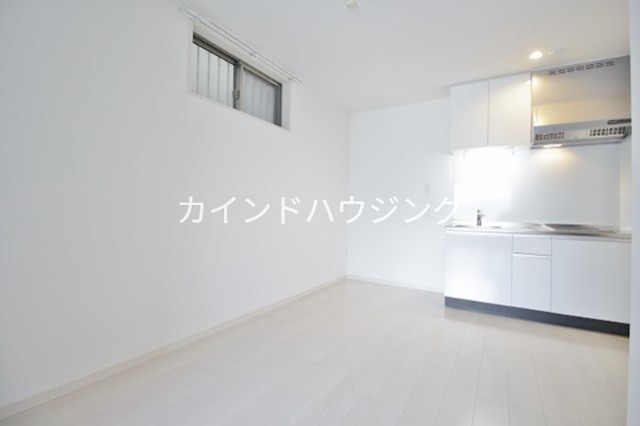 F asecia matin リビング