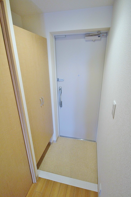 EXCEL COURT 二色の浜 玄関