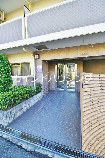 アルファ帝塚山 エントランス