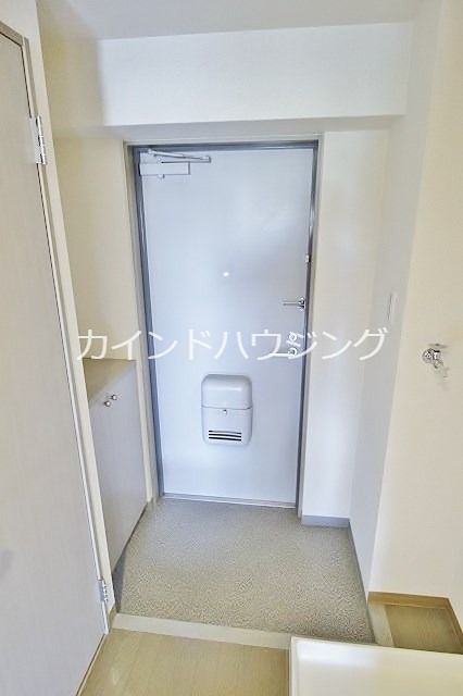 アルファ帝塚山 玄関