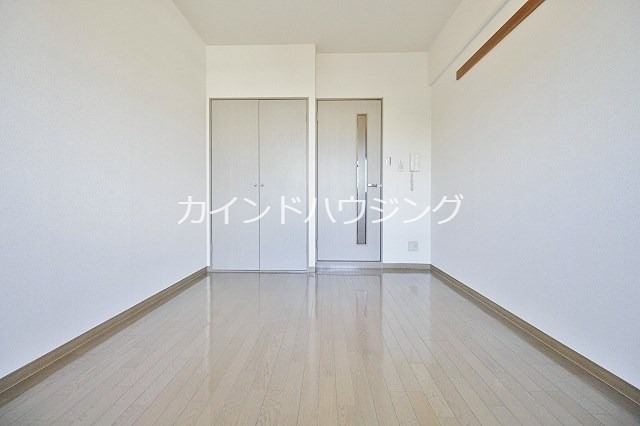 アルファ帝塚山 リビング